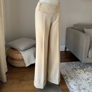 Pants beige super trendy NEW